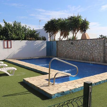Apartamento En Conil Con Piscina โกนิล เด ลาฟรอนเตรา ภายนอก รูปภาพ